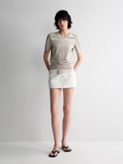 出逃赤岗西/25SSN97/白色纯棉低腰显瘦超短直筒牛仔半身裙 商品图1