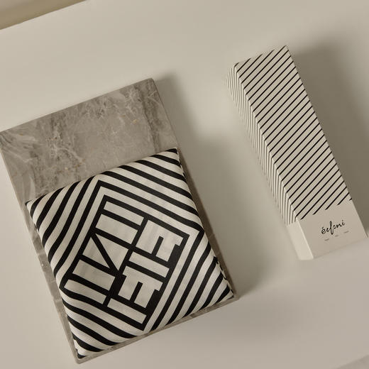 【商场同款】伊芙丽桑蚕丝百搭围巾1F45W0041 商品图5