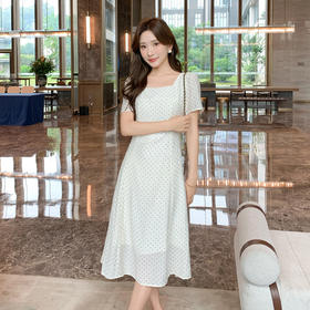 奢姿大码女装2025夏季新款胖妹妹时尚简约波点设计短袖雪纺连衣裙9952890590