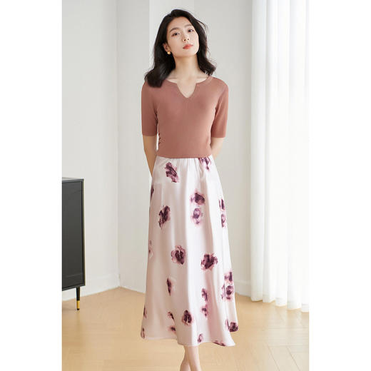 剩S/M/L 【休闲套装】2025夏季时尚简约纯色针织衫减龄印花半裙3658 商品图0