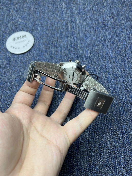 ZF经典臻品【驰骋高空 分秒必“真”】
万国飞行员计时系列 男士腕表 商品图7