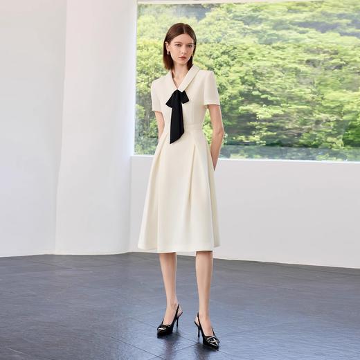 IWY/知性温柔风_高端米白色法式连衣裙夏季蝴蝶结飘带A字裙Q1402 商品图2