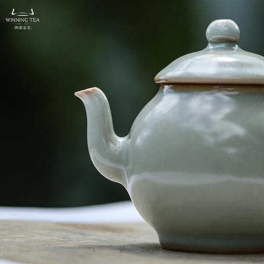 问鼎汝瓷鼎峰系列天青牛角款小蓬留壶 商品图4