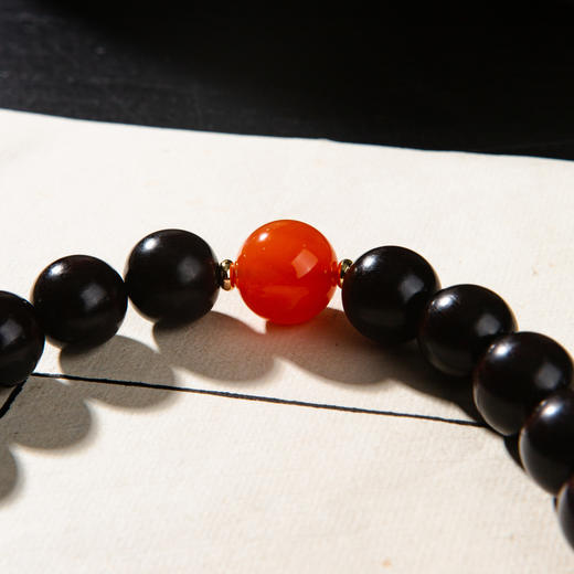 清代紫檀家具老料制手持(直径1.2厘米，配老翡翠鱼、南红、蜜蜡、海纹石) 商品图4