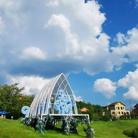 贵州避暑旅租，高性价比！贵阳双龙悠山美墅度假￥999元/2晚/7晚/15晚/30晚，至多可住6人，单人单晚低至￥83元起，亲友出行必选~