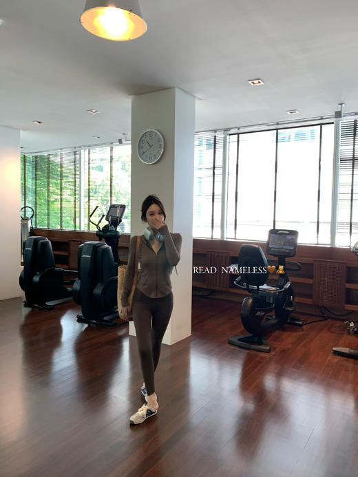 Read Nameless /咖色防晒帽衫+咖色超薄软瑜伽裤 2025/6/12 商品图9