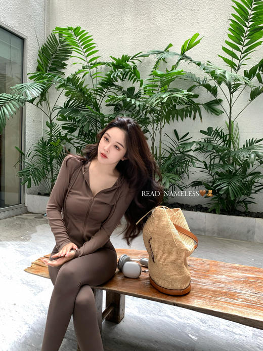 Read Nameless /咖色防晒帽衫+咖色超薄软瑜伽裤 2025/6/12 商品图6