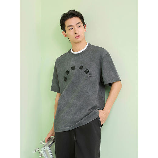 GXG男装 圆领T恤水洗设计上衣字母贴布绣短袖针织 2025夏季热卖 商品图2