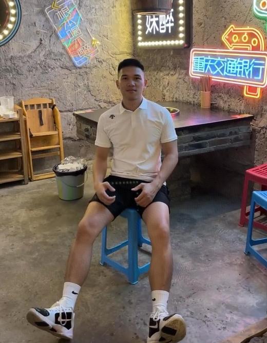 一店d 𝐃桑特𝐩𝐨𝐥𝐨❗️综合训练速干t！！代工刚刚走单结束，咱们同步，是官方最新爆款 月销𝟐𝐰➕
这个系列我强烈推荐你们自留，它的面料真的不一样，专为夏季量身打造的凉爽 商品图12