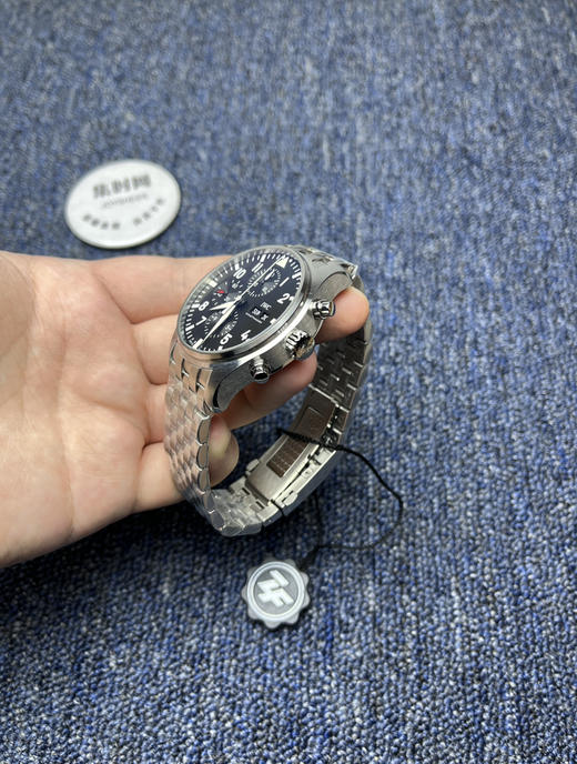 ZF经典臻品【驰骋高空 分秒必“真”】
万国飞行员计时系列 男士腕表 商品图3