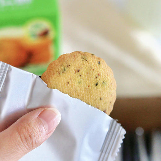 天鲜萌茯苓薏仁酥 240g/盒（20包）葱香鸡肉味 商品图6