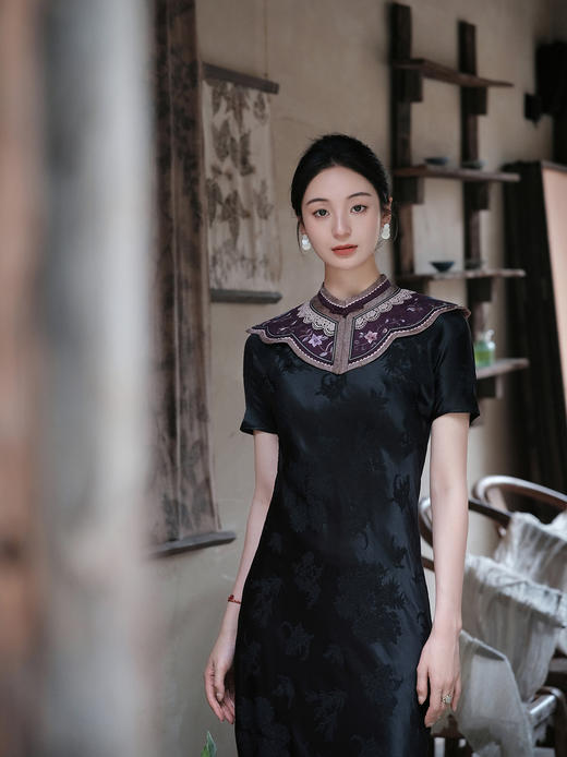 盛唐牡丹| 四合如意手绣云肩 商品图0