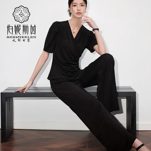 HJ2L33_漆黑色_裤子_春夏_轻奢垂坠感松紧腰显瘦通勤气质休闲裤_高级女装_BERNIEELEN 伯妮斯茵 商品图0