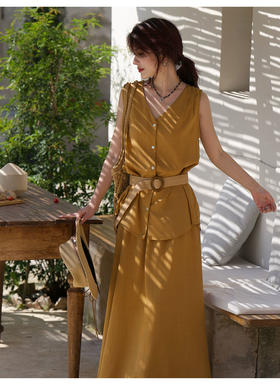 【门店同款】ENJOY夏季“可露丽”V领收腰套装裙 162846826