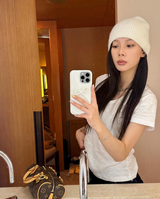 ✨【雪花麻感V领T】7色全开！软到犯规，舒服到不想脱🔥80-160斤都能穿出纸片人效果 商品图3