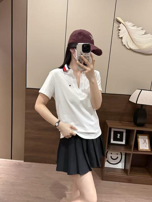 点此购买 汤米夏季女士休闲v领短袖poloT恤 hgn 321029 商品图4