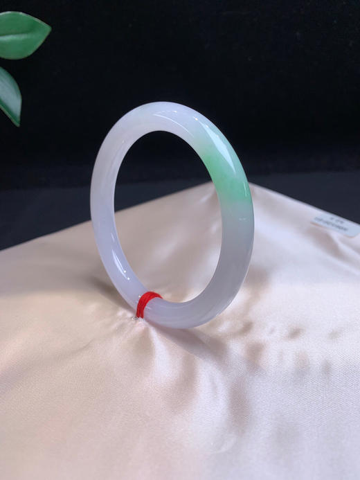 620191，52.5飘绿细圆条，清新绿底飘一抹清新绿，润润的，干净秀气 商品图3