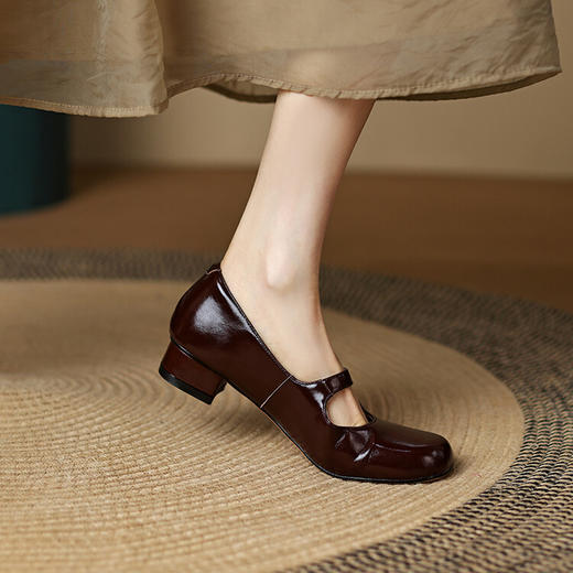 【预售5天】法式复古四色芭蕾舞蹈小皮鞋新款圆头玛丽珍鞋粗跟单鞋MLJ&A691 商品图1
