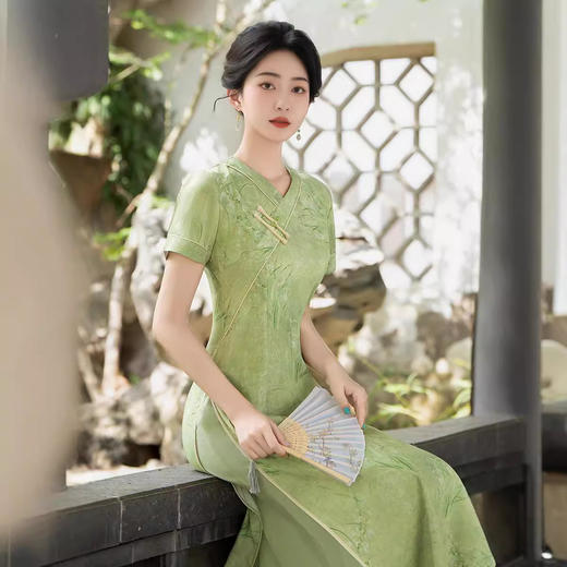 棉质绿色复古改良，V领奥黛新中式旗袍QMR-658 商品图2