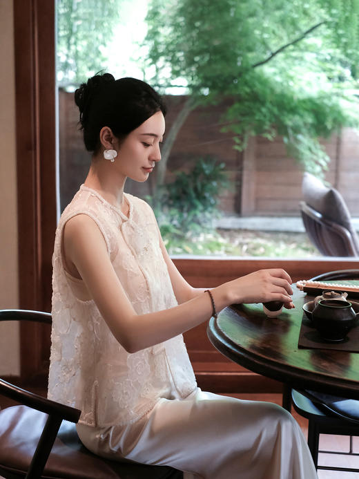 盛唐牡丹| 意大利进口网纱料偏襟马甲 商品图8