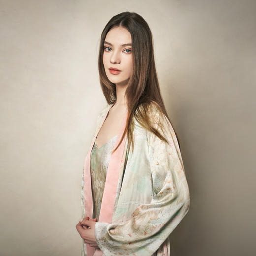 Soloseta22姆米重磅女士印花真丝睡袍桑蚕丝短浴袍2025年秋冬新款 商品图2