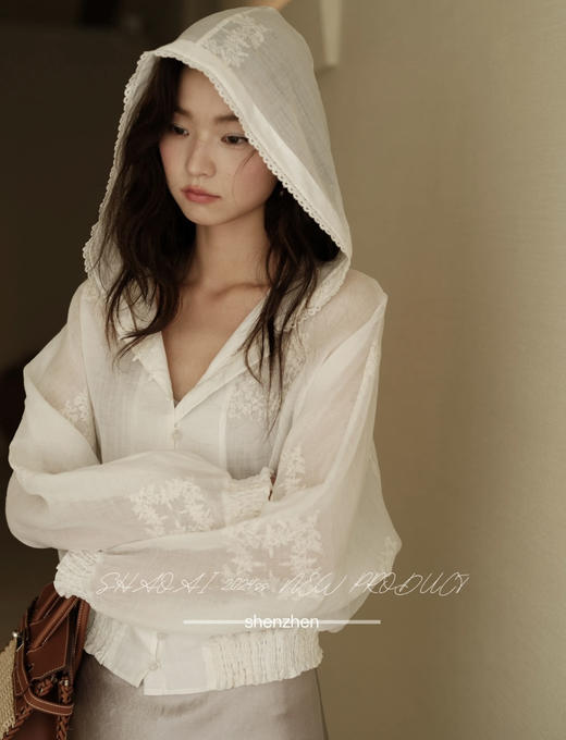 日光岛屿连帽蕾丝绣花防晒轻薄白色小斗篷帽衫 商品图0