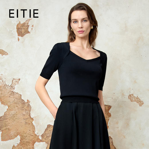 EITIE爱特爱鸡心领修身显瘦黑色短袖针织衫2025春季新款8101811 商品图0