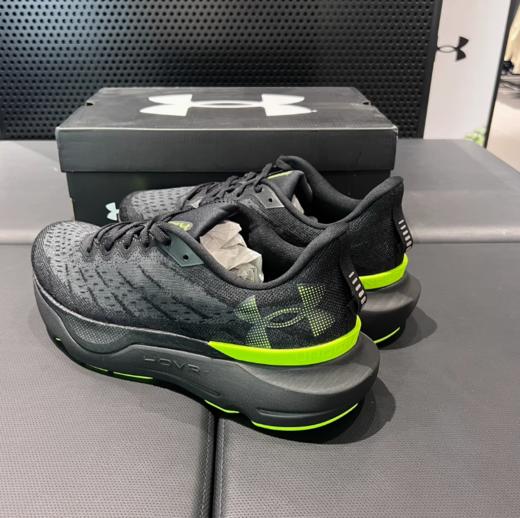 安德玛UA男士运动鞋单网眼轻薄透气跑步鞋3027187-003 商品图1