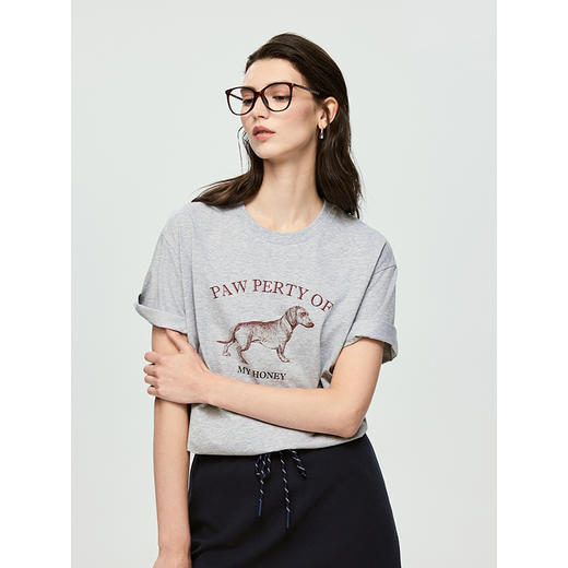 棉仓363601032初棉百搭趣味腊肠狗字母印花T恤 商品图1