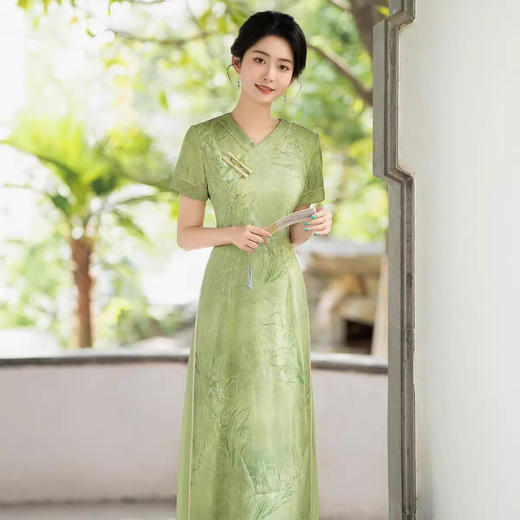 棉质绿色复古改良，V领奥黛新中式旗袍QMR-658 商品图3