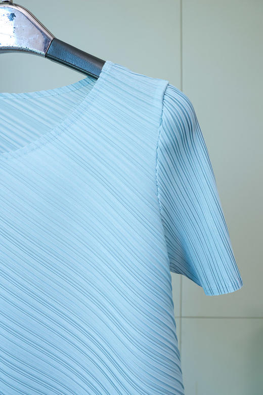 三宅风不规则褶皱上衣 商品图4