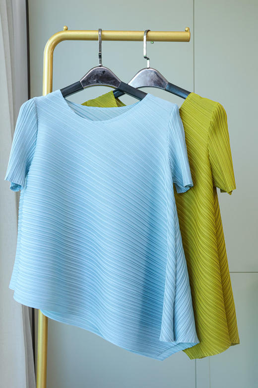 三宅风不规则褶皱上衣 商品图3