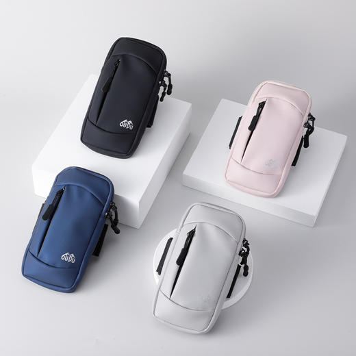 【小身材/大容量/防泼水，轻便透气薄款】跑步手机臂包 户外手机袋男女款 通用手臂带运动手机臂套 手腕包防水-QQ 商品图0