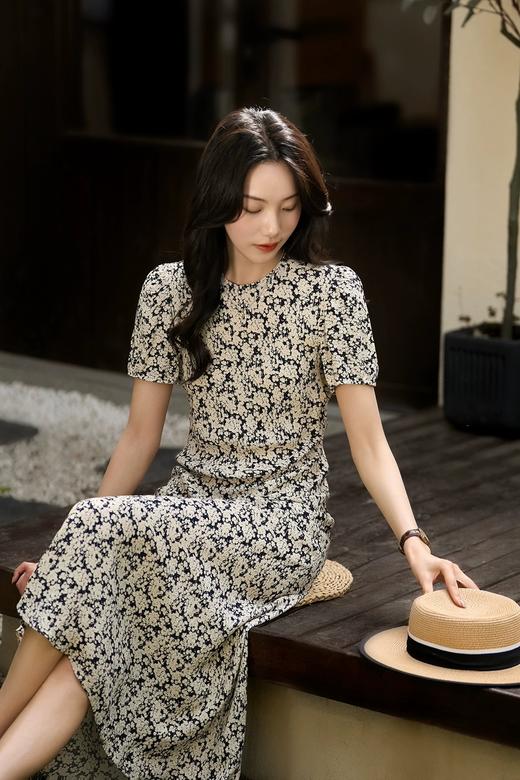 法式温柔鱼尾裙轻盈天丝薄感亲肤中长款连衣裙 商品图6