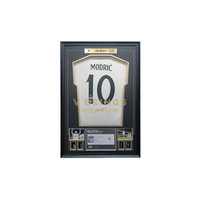 收藏系列 莫德里奇 皇马队10号 24/25 亲笔签名球衣