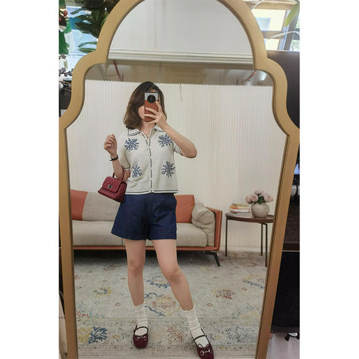 【贝拉自留款】松弛感穿搭 十字绣花短袖小衫 舒适透气 柔软细腻 电镀十字绣花纹 东方韵味 商品图7