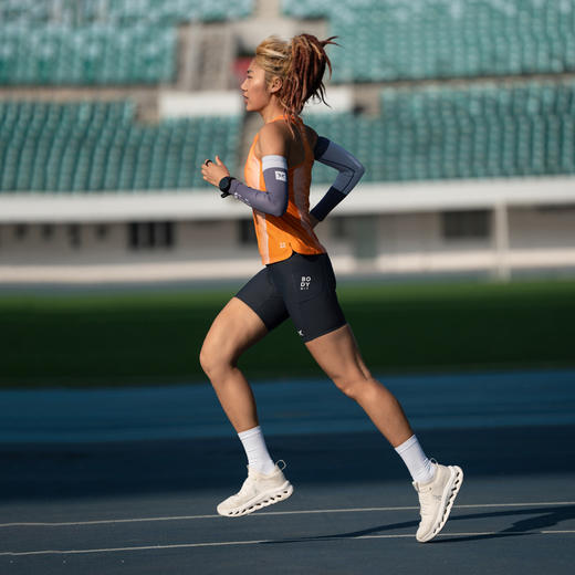 身体智慧 BODYWIT 疾塑  紧身四分裤 商品图2