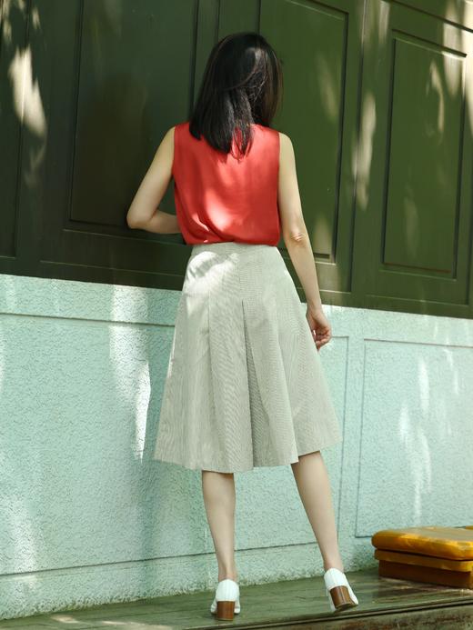 TYNVIE 圆领真丝背心-铁锈红 商品图8