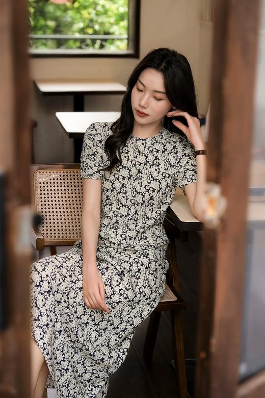 法式温柔鱼尾裙轻盈天丝薄感亲肤中长款连衣裙 商品图5