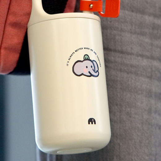 小象“奶呼呼”奶包保温杯  手提316不锈钢保温杯  魔法象  保温杯 随身杯 水杯 广西师范大学出版社 商品图6