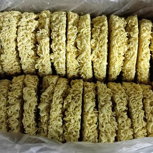散装大碗面，净重8斤【54块左右】、整箱非油炸，商用火锅面面饼专用散装 商品图0