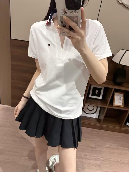 点此购买 汤米夏季女士休闲v领短袖poloT恤 hgn 321029 商品图5