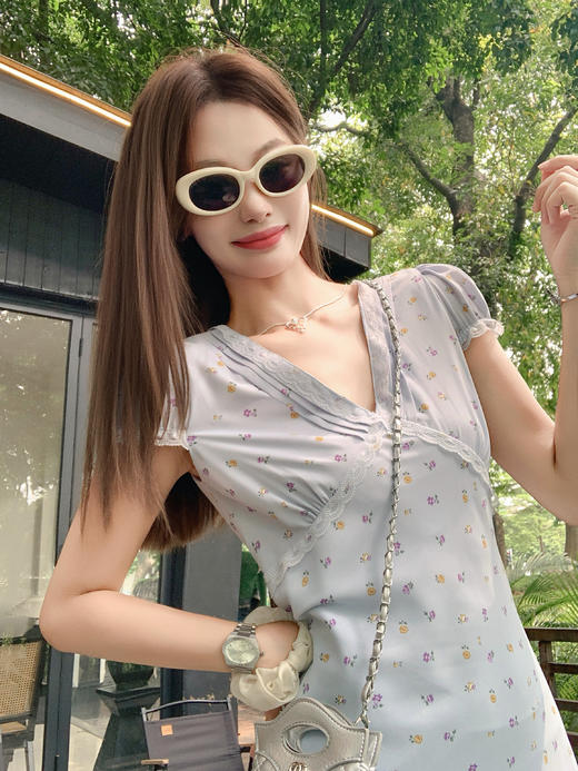 <曾小咸推荐>新品现货秒杀！卖完下架不再补 ！微信粉丝打折价！！碎花连衣裙 日常189.99/件 立减60 秒杀129.99/件！！ 商品图11