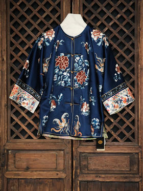 盛唐牡丹|重缎真丝手工刺绣吉服(盛唐牡丹与非遗传承人王小潇联名系列 )