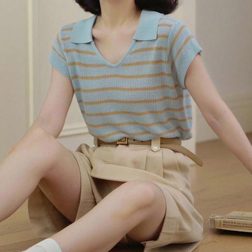 馥迦法式复古V领Polo短袖 商品图6