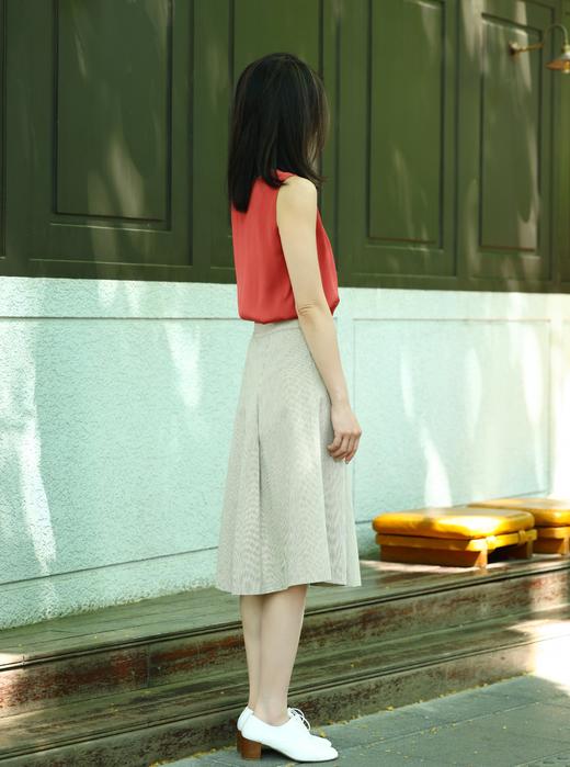 TYNVIE 粉条纹双排扣褶裥及膝半身裙 商品图11