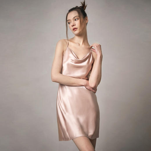 Solo seta22姆米重磅真丝睡裙女桑蚕丝绸吊带连衣裙2025秋冬新品 商品图2