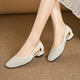 卷卷紫透气镂空气质凉鞋 优质柔软镂空皮面透气清爽不闷汗 小方头设计上脚显瘦 气质温柔百搭