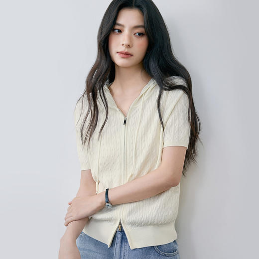 【严选】【爆款升级】诗凡黎双拉链绞花连帽针织开衫25夏新款百搭通勤上衣7G6331601 商品图4