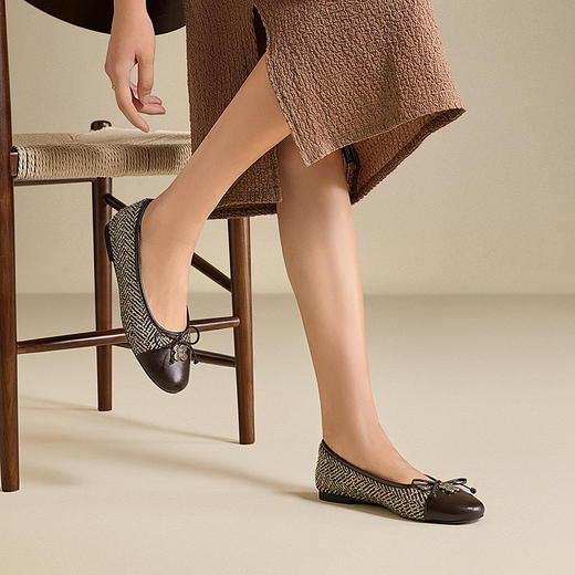 千百度蝴蝶结低跟平底鞋女小香风晚晚鞋拼接浅口单鞋A25482471 商品图2